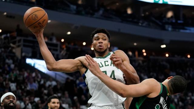 1652174693663047217.jpg skysports-giannis-bucks_5766755.jpg